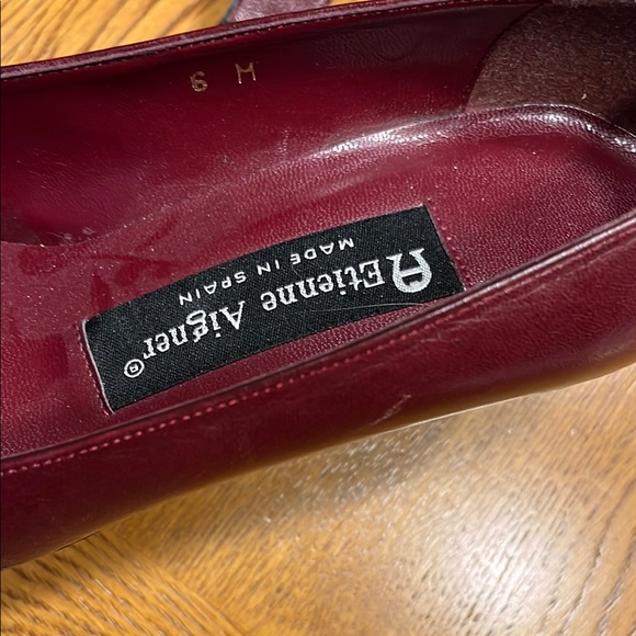 Etienne Aigner Women's Burgundy Pumps - Picture 2 of 3